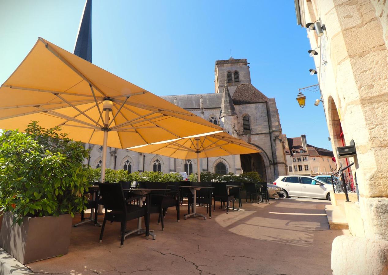 Le Corbeau Hotel Auxonne Exterior photo
